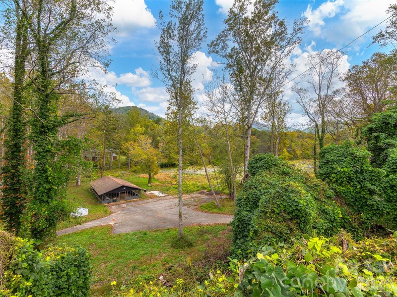 408 Beaverdam Rd, Asheville, NC 28804