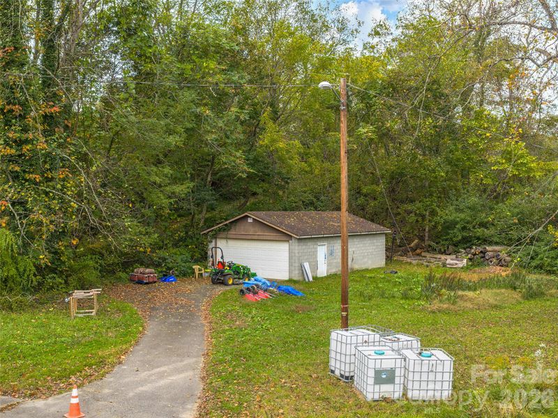 408 Beaverdam Rd, Asheville, NC 28804