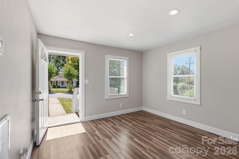 2604 Booker Ave, Charlotte, NC 28216