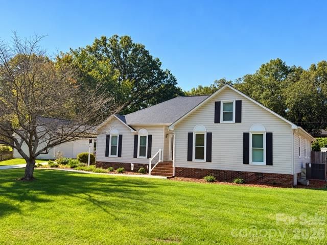 2403 Berkshire Dr, Salisbury, NC 28146