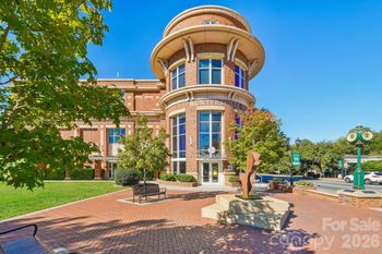 9840 Andres Duany Dr, Huntersville, NC 28078
