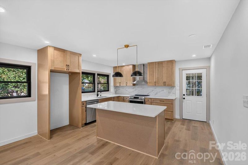 3921 Havenwood Rd, Charlotte, NC 28205