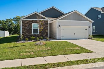 382 Wheatfield Rd, Fletcher, NC 28732