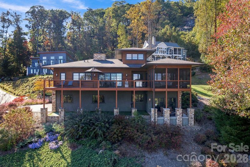 10 Rock Cliff Way, Hendersonville, NC 28791