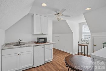263 Hideaway Ln, Mooresville, NC 28117