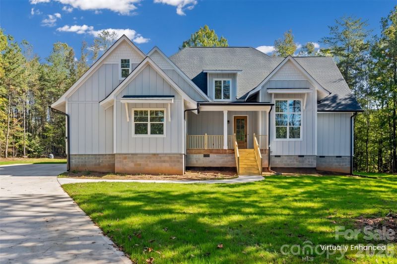 2621 Moon Creek Ln, Clover, SC 29710