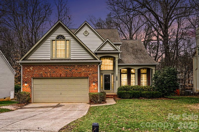 5805 Swanston Dr, Charlotte, NC 28269