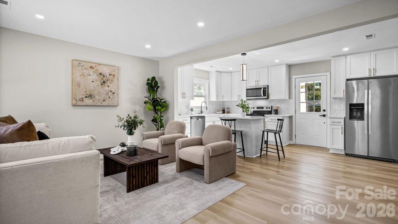708 Aintree Rd, Charlotte, NC 28215