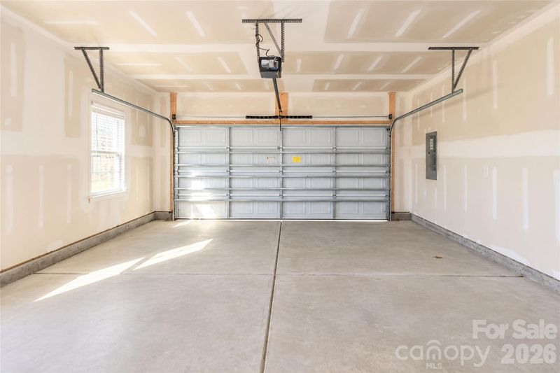5321 Bella Rose Ct, Charlotte, NC 28216