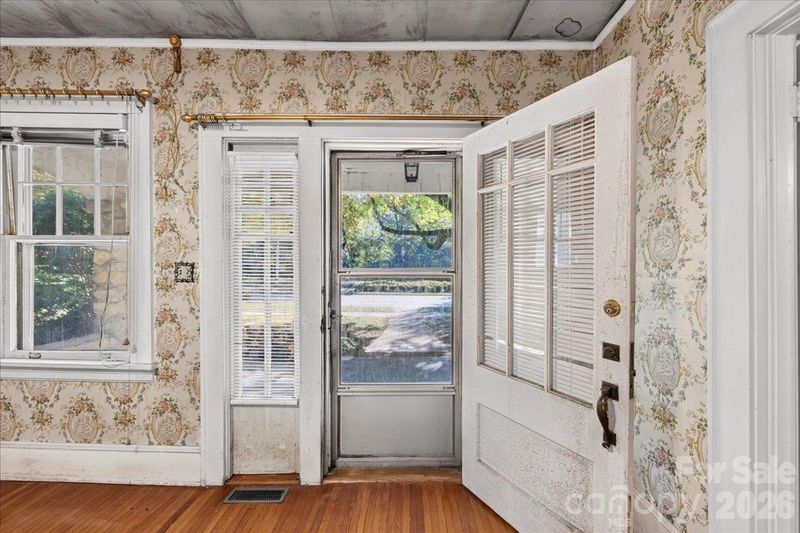 1709 The Plaza None, Charlotte, NC 28205