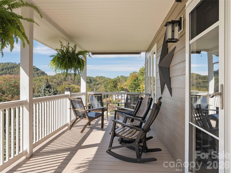 43 Eagle Rg, Clyde, NC 28721
