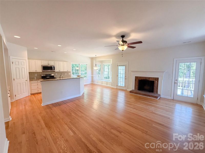 5609 Fairvista Dr, Charlotte, NC 28269