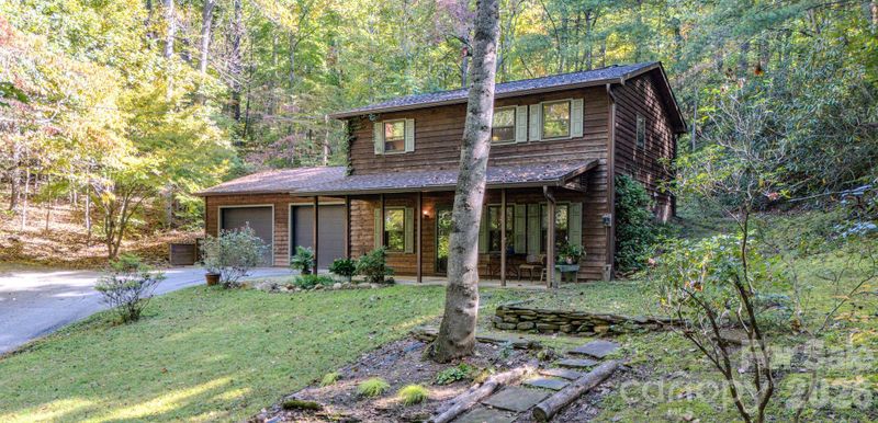 75 Harrison Hill Rd, Swannanoa, NC 28778