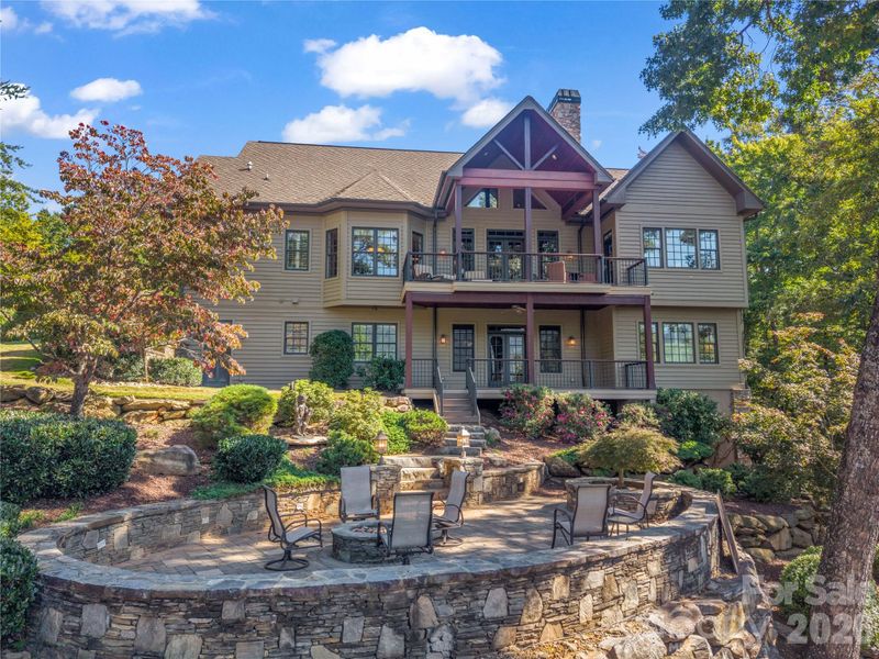 815 E Deep Gap Farm Rd #35, Mill Spring, NC 28756