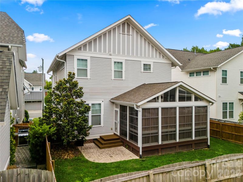 908 Millbrook Rd, Charlotte, NC 28211