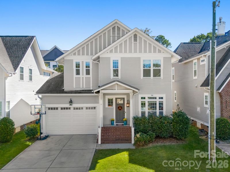 908 Millbrook Rd, Charlotte, NC 28211