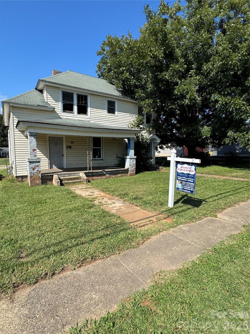 104 Main Ave, Maiden, NC 28650