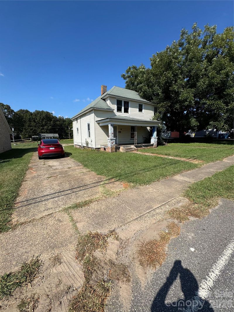 104 Main Ave, Maiden, NC 28650