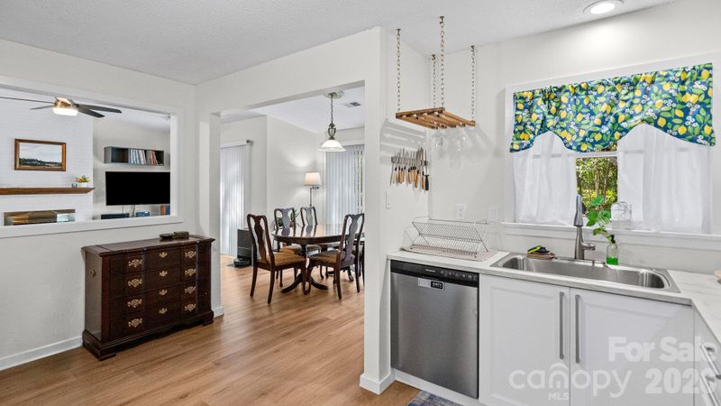 1702 Renard Ridge Rd, Charlotte, NC 28212