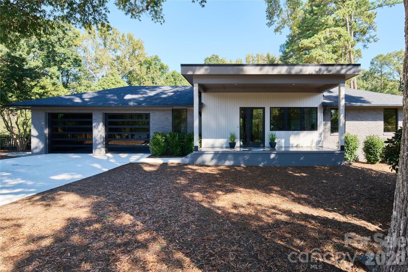 511 Boyce Rd, Charlotte, NC 28211