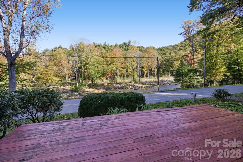 13858 Cruso Rd, Canton, NC 28716