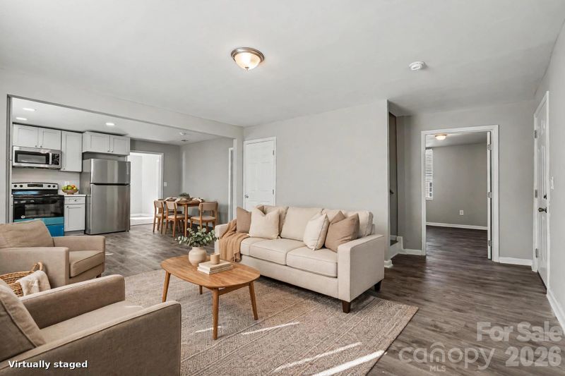 38 Pine St, Great Falls, SC 29055