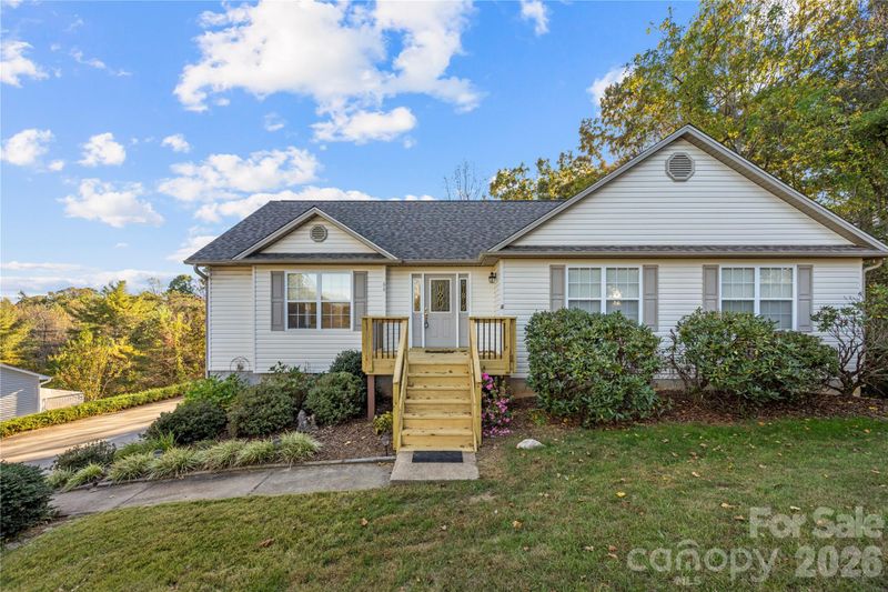 66 Anderson Oaks Dr, Marshall, NC 28753