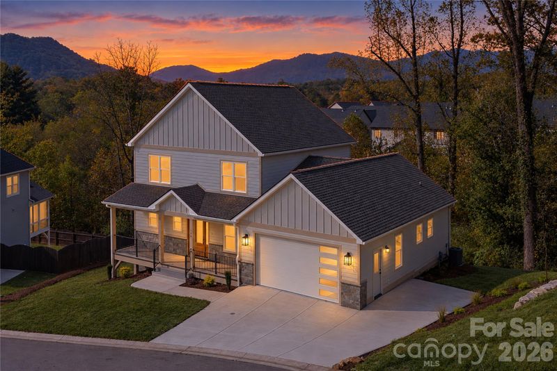 159 Meadow Breeze Rd, Arden, NC 28704