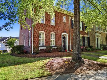 16918 Summers Walk Blvd, Davidson, NC 28036