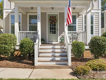 342 Main St, Matthews, NC 28105