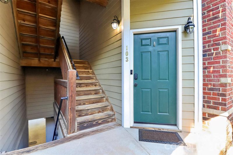 226 S Torrence St #103, Charlotte, NC 28204