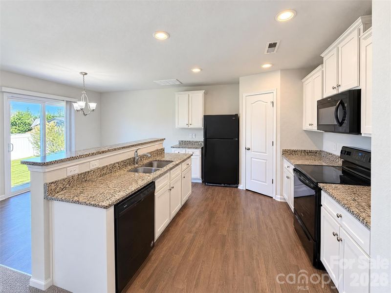3306 Ellingford Rd, Charlotte, NC 28214