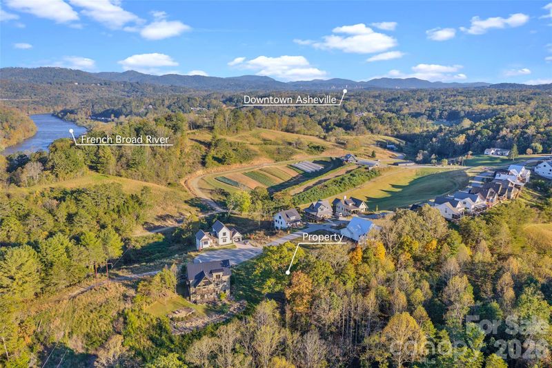 238 Westridge Farm Rd #18, Asheville, NC 28804