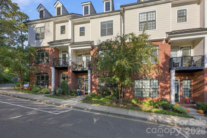 519 Griffith Village Ln, Davidson, NC 28036