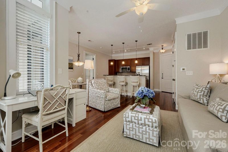 2810 Selwyn Ave #314, Charlotte, NC 28209