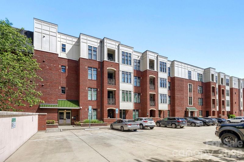 2810 Selwyn Ave #314, Charlotte, NC 28209