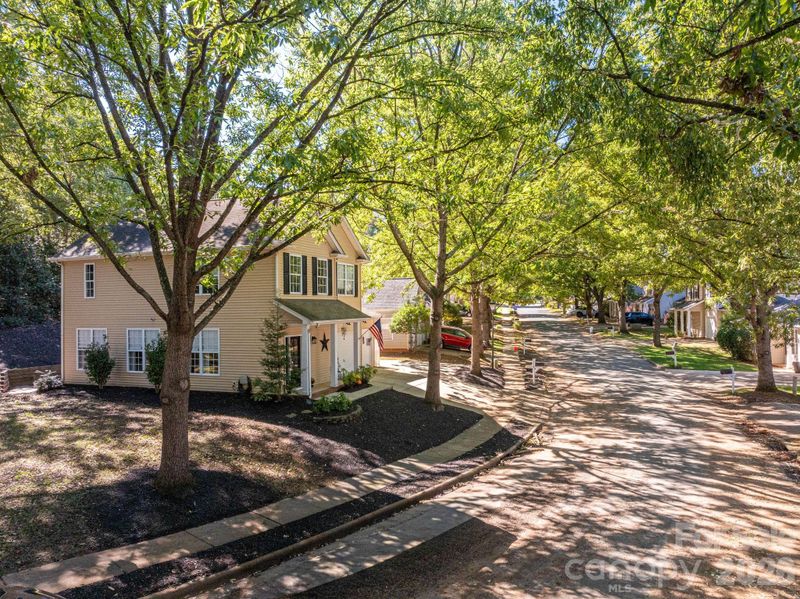 224 Howe St, Belmont, NC 28012
