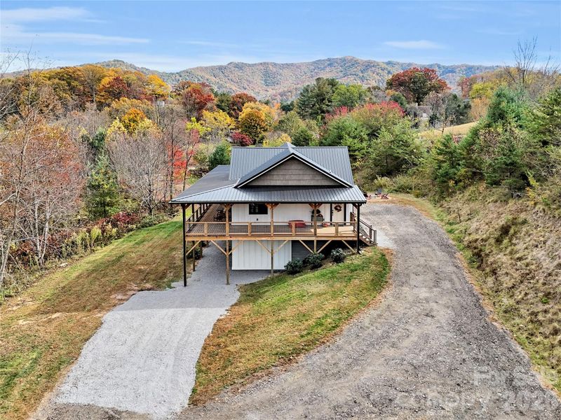 859 Edwards Cove Rd, Waynesville, NC 28786
