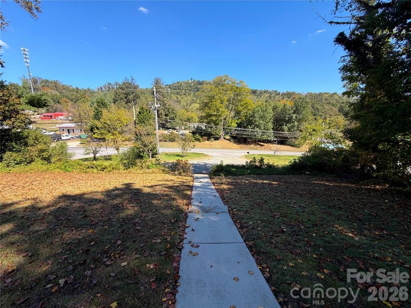 383 Weaverville Rd, Woodfin, NC 28804