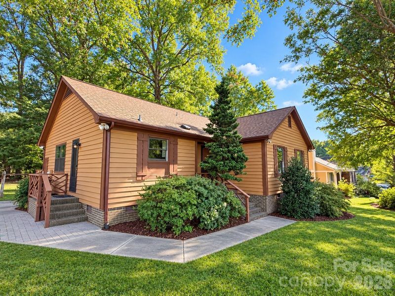 9501 Wood Beam Ct, Mint Hill, NC 28227