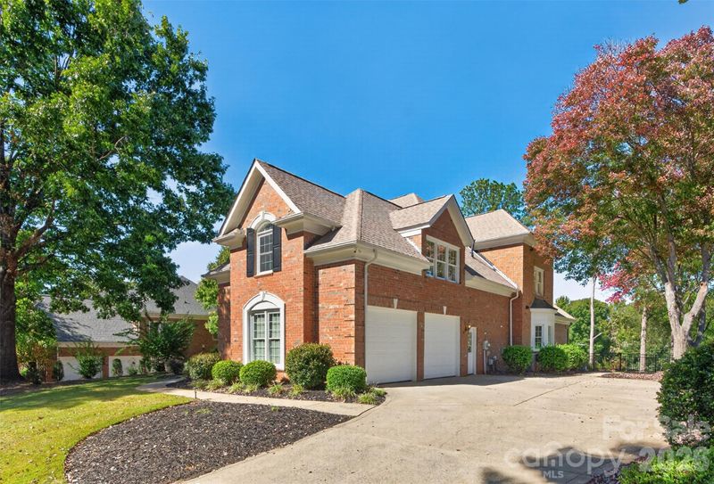10520 Old Wayside Rd, Charlotte, NC 28277