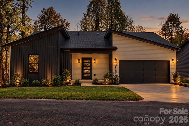 3161 Huffman St, Claremont, NC 28610