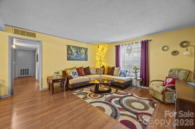 2638 Park Rd #G, Charlotte, NC 28209