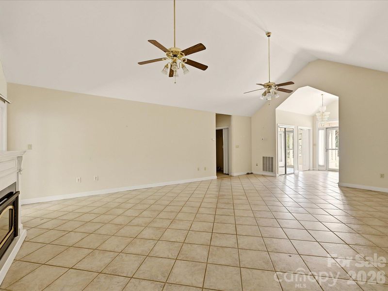 1704 Colfax Dr, Concord, NC 28025