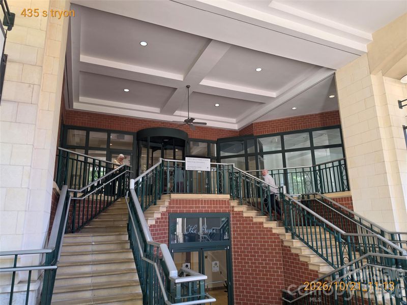 435 Tryon St, Charlotte, NC 28202