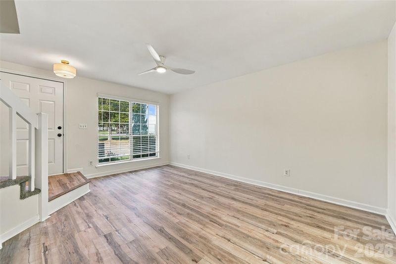 8231 Circle Tree Ln, Charlotte, NC 28277