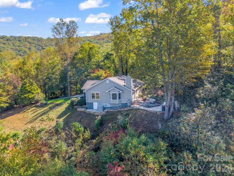 178 Hilltop View Dr, Fletcher, NC 28732
