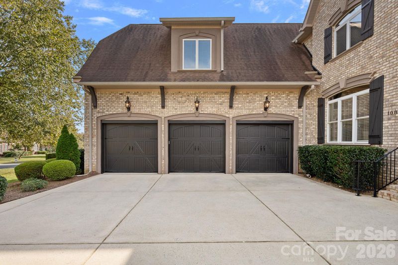 108 Lazenby Dr, Fort Mill, SC 29715