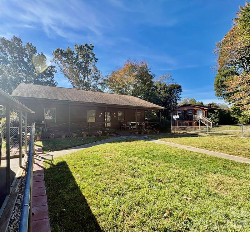 41 Eye View Rd, Candler, NC 28715