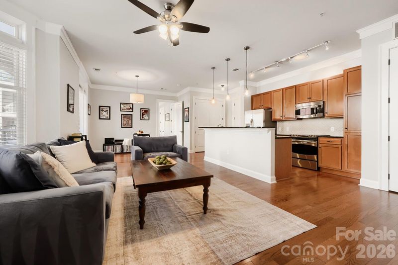 2810 Selwyn Ave #324, Charlotte, NC 28209